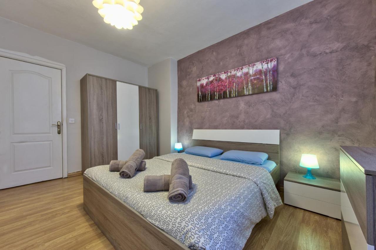 Spinola Court - Stunning Seaview Apartment & Penthouse On Spinola Bay By Shortletsmalta Saint Julian's Exterior photo